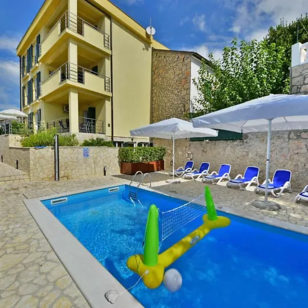 Leko-1 By Interhome *