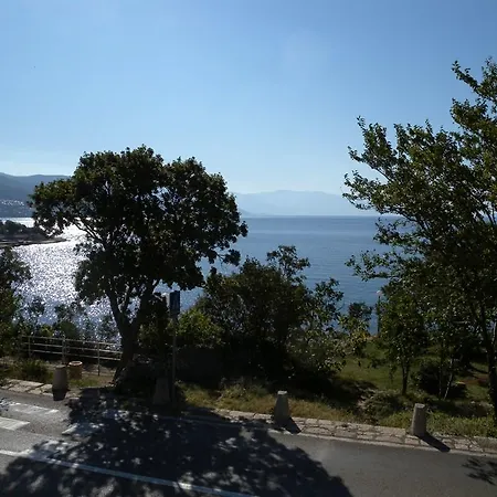 Leko-1 By Interhome Apartamento Novi Vinodolski