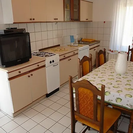 Leko-1 By Interhome *