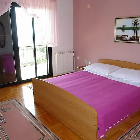 Apartman Leko-1 By Interhome