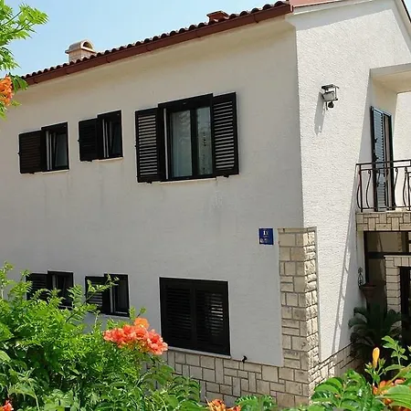 Apartman Leko-1 By Interhome