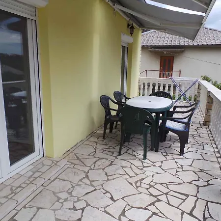 Leko-1 By Interhome Apartmán *