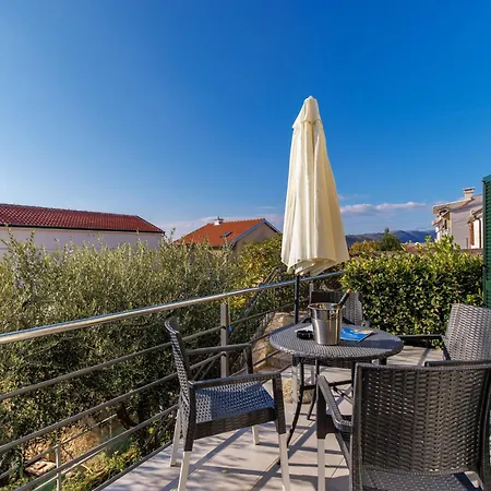 Apartman Leko-1 By Interhome