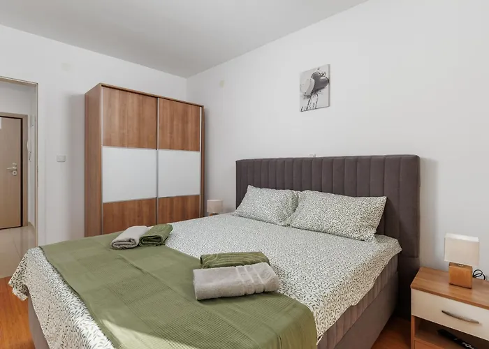 Leko-1 By Interhome *