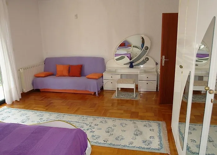 Leko-1 By Interhome *